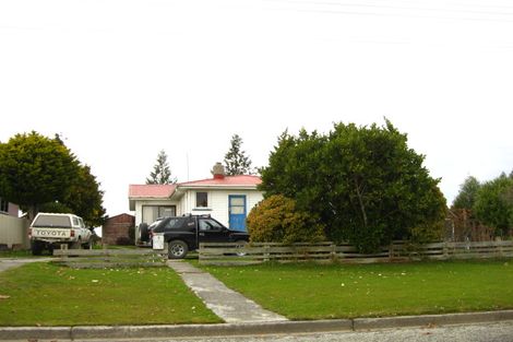 Photo of property in 3 Forest Street, Tapanui, 9522