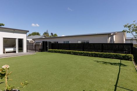 Photo of property in 9 Washingtonia Way, Omokoroa, 3114