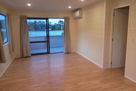 Photo of property in 656a Beach Road, Browns Bay, Auckland, 0630