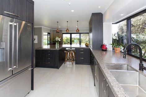 Photo of property in 36 Ripiro Drive, Baylys Beach, Dargaville, 0377