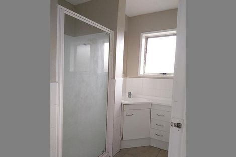 Photo of property in 466 Swanson Road, Ranui, Auckland, 0612