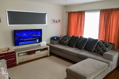 Photo of property in 390a Bucklands Beach Road, Bucklands Beach, Auckland, 2012