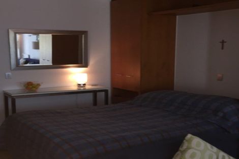 Photo of property in Latitude 37 East Apartments, 1k/20 Pakenham Street East, Auckland Central, Auckland, 1010