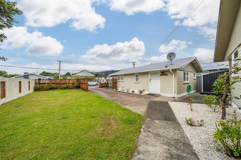 Photo of property in 53 Kashmir Avenue, Clouston Park, Upper Hutt, 5018