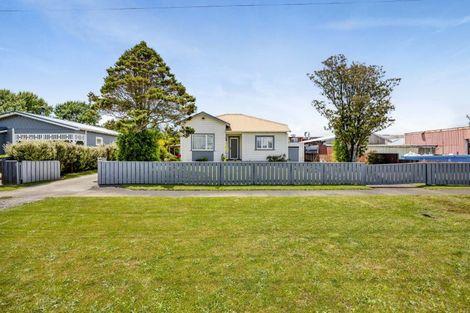 Photo of property in 88 Cordelia Street, Stratford, 4332