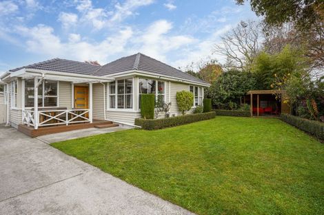 Photo of property in 5 Guildford Street, Burnside, Christchurch, 8053