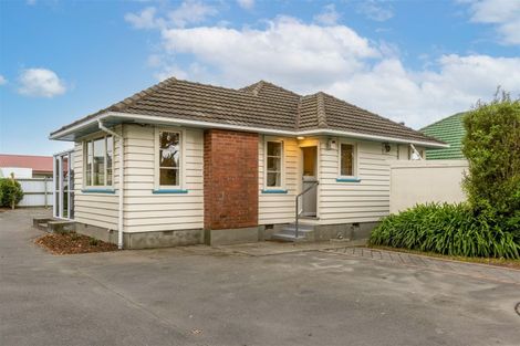 Photo of property in 132 Yaldhurst Road, Sockburn, Christchurch, 8042
