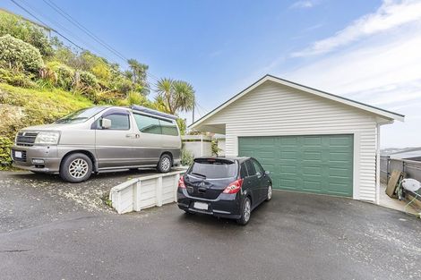Photo of property in 3 View Road, Houghton Bay, Wellington, 6023