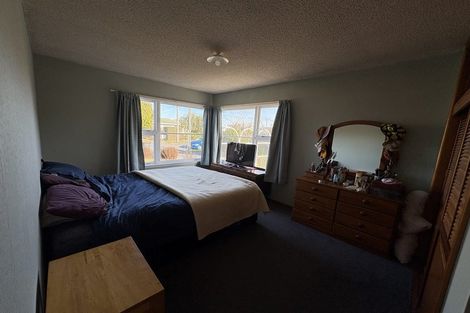 Photo of property in 42 Greendale Avenue, Avonhead, Christchurch, 8042