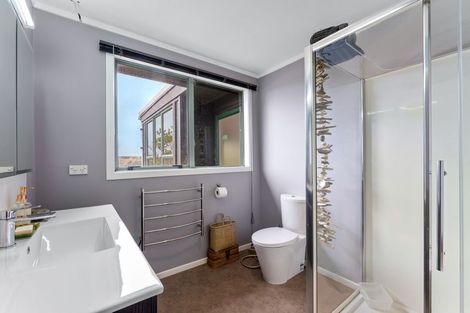 Photo of property in 592 Kanohi Road, Kaukapakapa, 0873