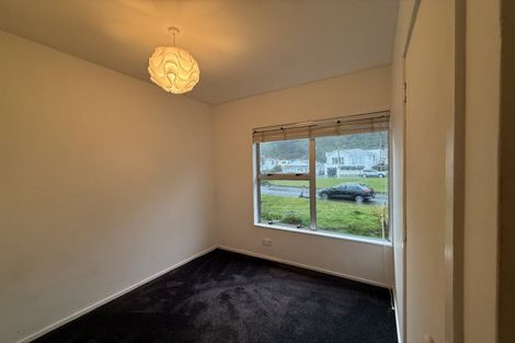 Photo of property in 281 Queens Drive, Lyall Bay, Wellington, 6022