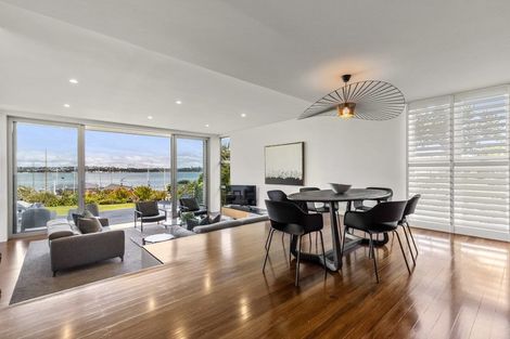 Photo of property in 5c Church Street, Devonport, Auckland, 0624