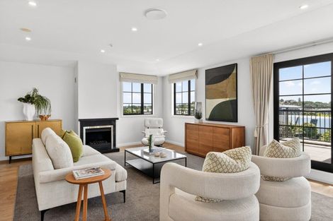 Photo of property in 3a/2 Bassett Road, Remuera, Auckland, 1050