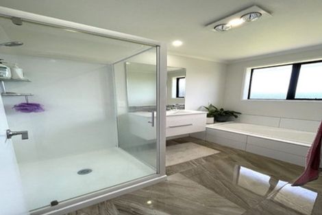 Photo of property in 26 Honeyfield Drive, Whalers Gate, New Plymouth, 4310