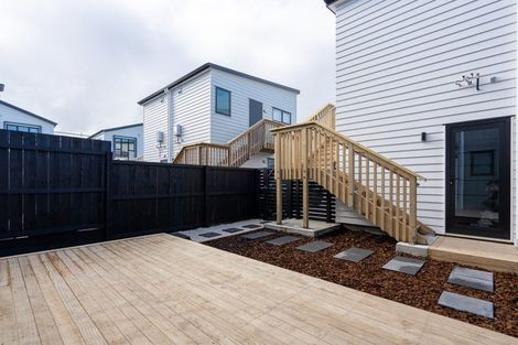 Photo of property in 32 Whare Kauri Road, Papakura, 2110