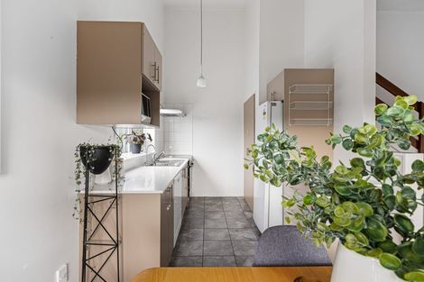 Photo of property in 2/30a Glenvar Road, Torbay, Auckland, 0630