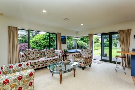 Photo of property in 102a Queens Road, Glen Avon, New Plymouth, 4312