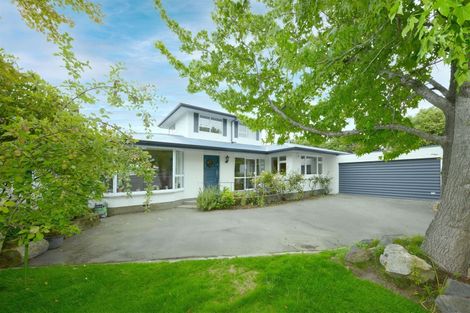 Photo of property in 294 Memorial Avenue, Burnside, Christchurch, 8053