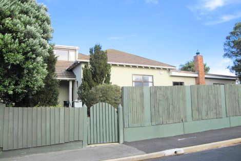 Photo of property in 18 Duckworth Street, Andersons Bay, Dunedin, 9013