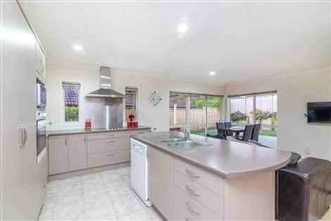 Photo of property in 21 Skelligs Drive, Flat Bush, Auckland, 2019