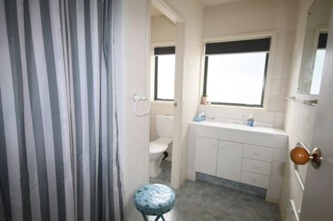 Photo of property in 1b Bagnall Place, Pauanui, Hikuai, 3579