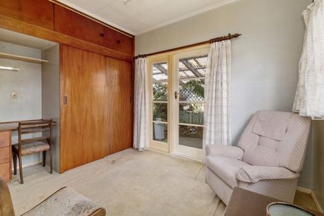 Photo of property in 35 Allen Terrace, Tawa, Wellington, 5028