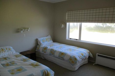 Photo of property in 7b Willow Grove, Raumati Beach, Paraparaumu, 5032