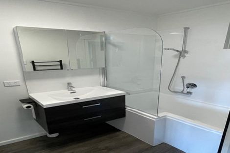 Photo of property in 4 Raroa Road, Kelburn, Wellington, 6012