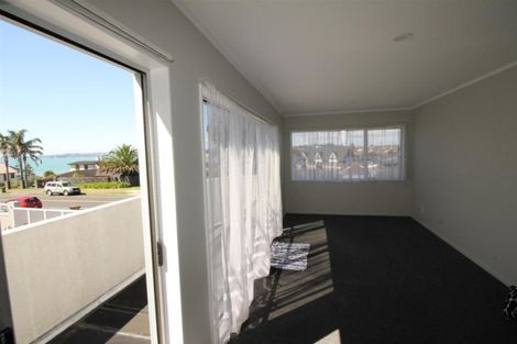 Photo of property in 127 Clovelly Road, Bucklands Beach, Auckland, 2012