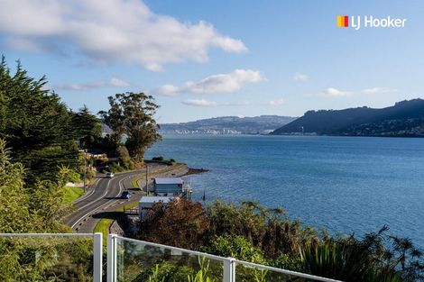 Photo of property in 6 Marion Street, Macandrew Bay, Dunedin, 9014