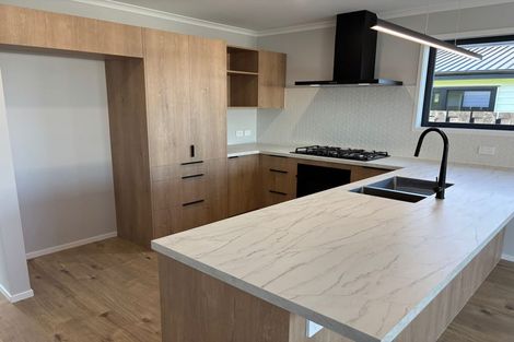 Photo of property in 18 Kotuku Way, Te Kauwhata, 3710