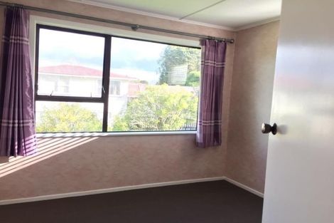 Photo of property in 36 Longburn Road, Henderson, Auckland, 0610
