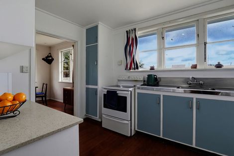 Photo of property in 3 Tyndall Street, Palmerston North, 4414