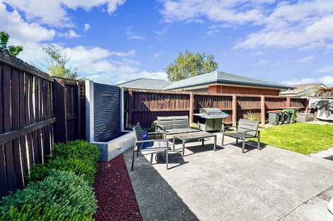 Photo of property in 68 Racecourse Road, Sockburn, Christchurch, 8042