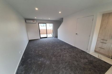 Photo of property in 3/45 Vera Road, Te Atatu South, Auckland, 0610