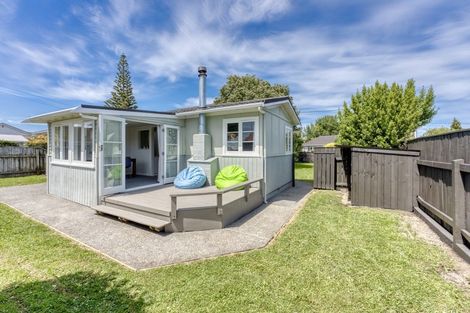 Photo of property in 16a Kirk Street, Otaki, 5512