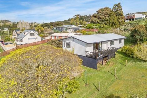 Photo of property in 6 Beverley Road, Stanmore Bay, Whangaparaoa, 0932