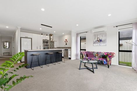 Photo of property in 5 Haka Way, Papamoa, 3118