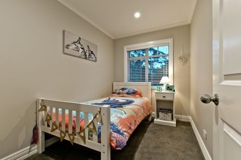 Photo of property in 22 Marae Road, Greenhithe, Auckland, 0632