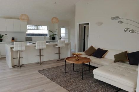 Photo of property in 57 Lawrence Crescent, Hillpark, Auckland, 2102