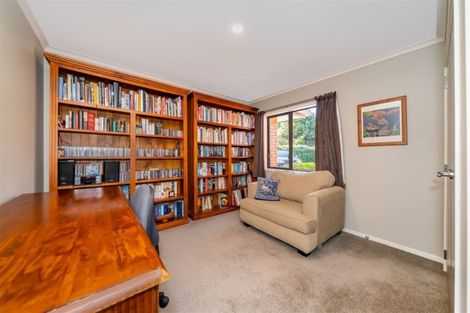 Photo of property in 92 Katherine Mansfield Drive, Whitemans Valley, Upper Hutt, 5371