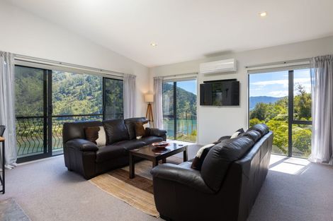 Photo of property in 615 Port Underwood Road, Whatamango Bay, Picton, 7281