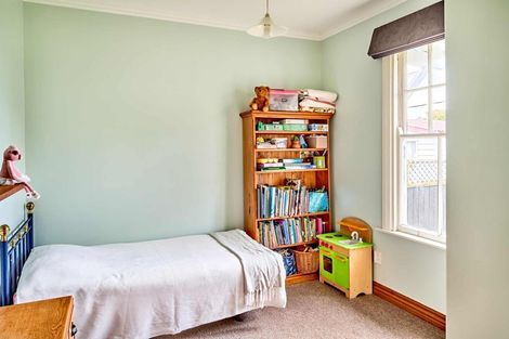 Photo of property in 70 Randwick Crescent, Moera, Lower Hutt, 5010