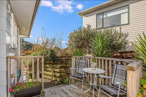 Photo of property in 23 Hicks Close, Whitby, Porirua, 5024