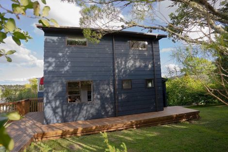 Photo of property in 2/15b Nandana Drive, Glen Eden, Auckland, 0602