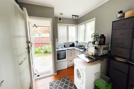 Photo of property in 33a Cambridge Terrace, Papatoetoe, Auckland, 2025