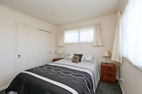 Photo of property in 205 Frimley Oaks, Frimley, Hastings, 4120