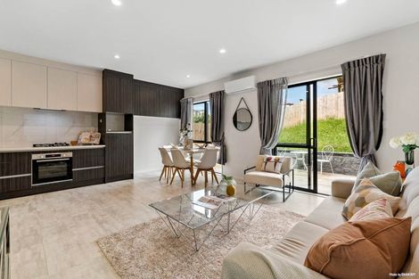 Photo of property in 72 Joseph Street, Flat Bush, Auckland, 2019