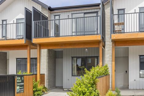 Photo of property in 8 Parenga Lane, Kumeu, 0810