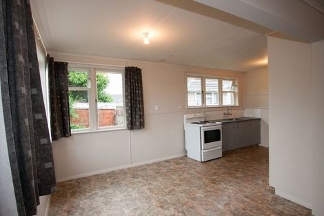 Photo of property in 2 Butler Place, Fairfield, Hamilton, 3214